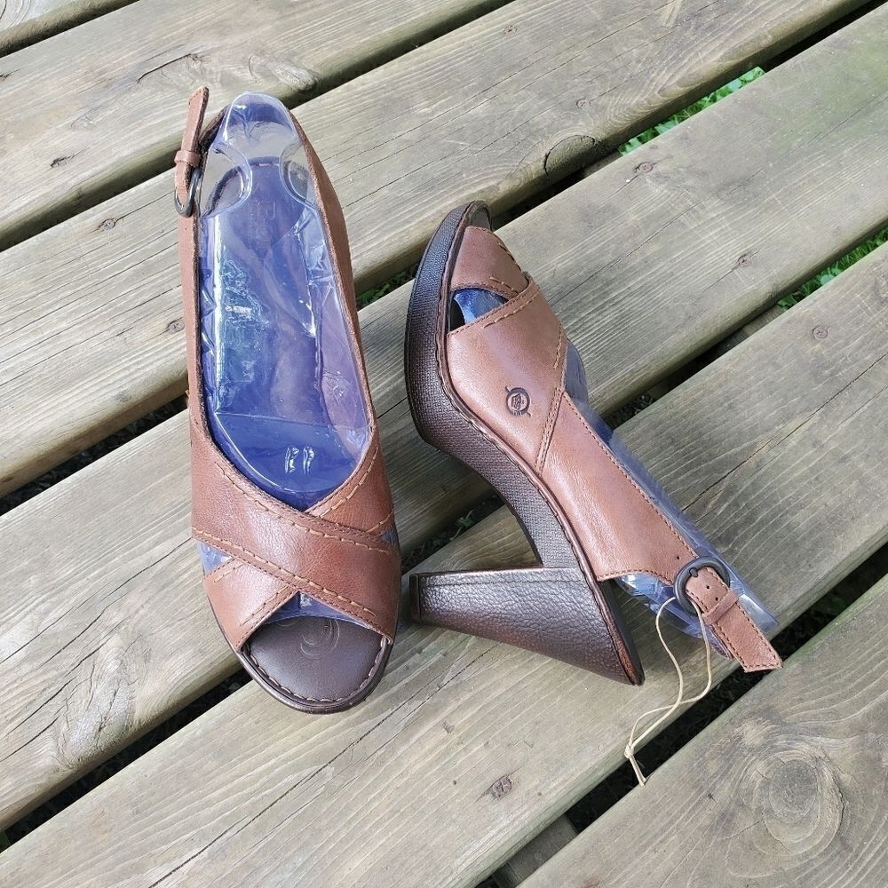Born Coralie Slingback Buckle Criss Cross Brown Leather Platform‎ Heeled Sandals